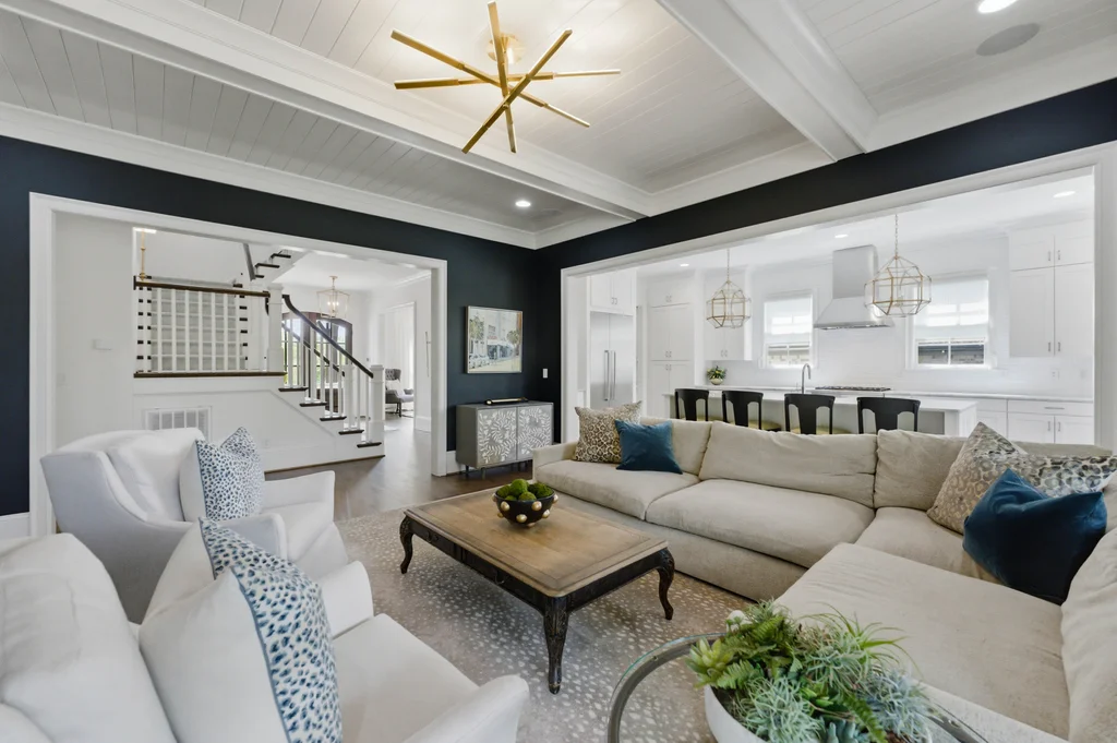 1605ArborfieldCommonsCt_Int_019