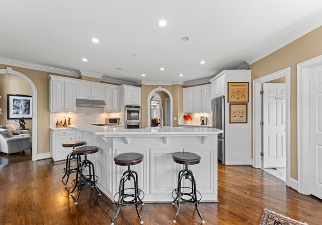  Waterhouse Ct_INt-18