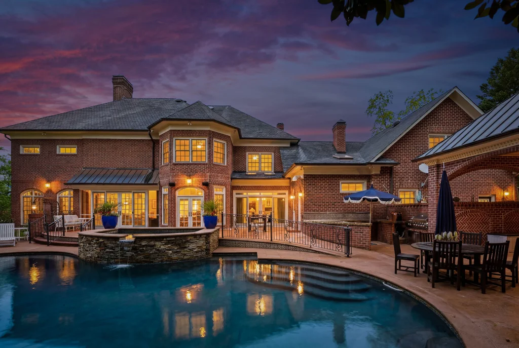 8700ChallisFarm_Ext_002_twilight