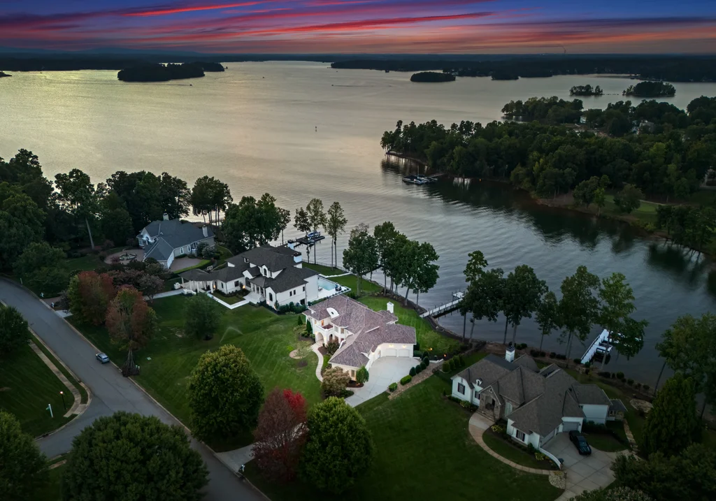 Lightship Dr_Drone Twilight-04
