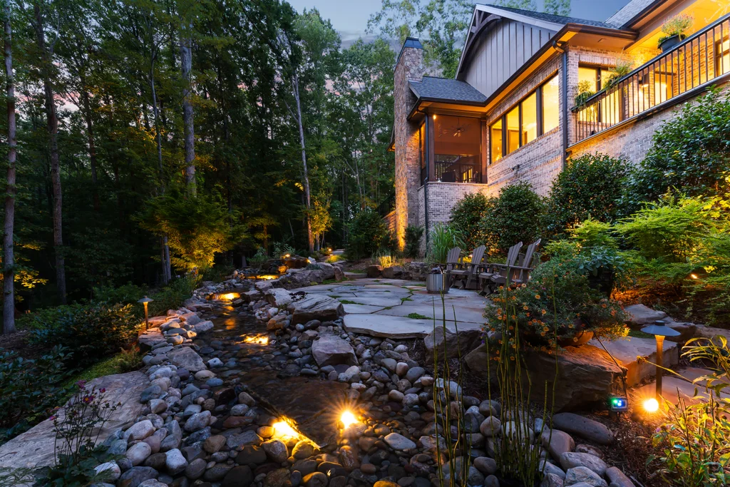 06-8921 Island Point_Twilight-08