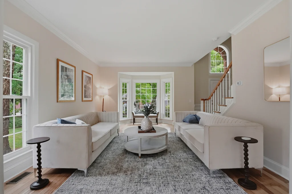 7006DarnleyPlace_Int_001