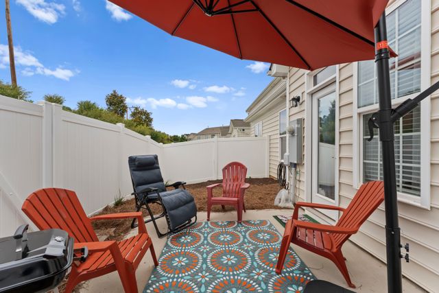Park View Dr _Ext-02