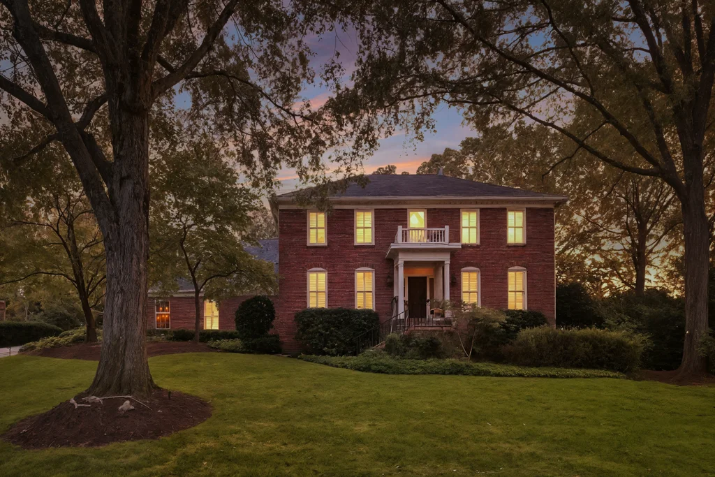 Bellegrove Pl _Ext-02.JPG_twiligh