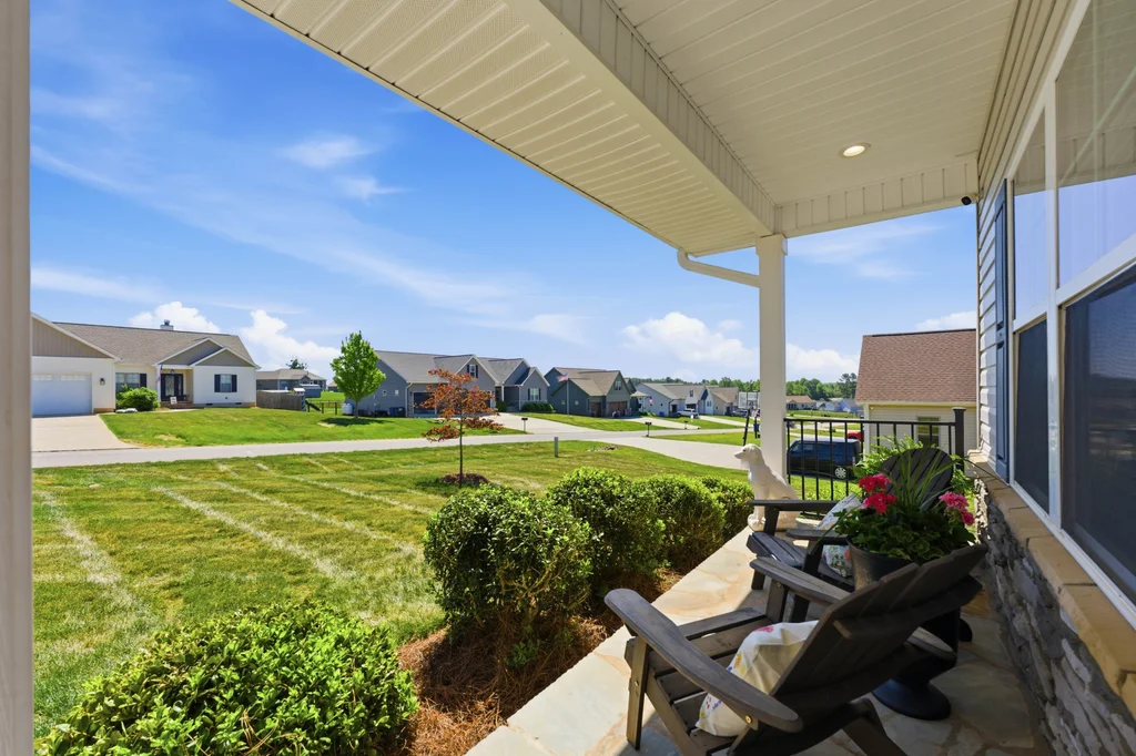 176StaffordShireDr_Ext_001