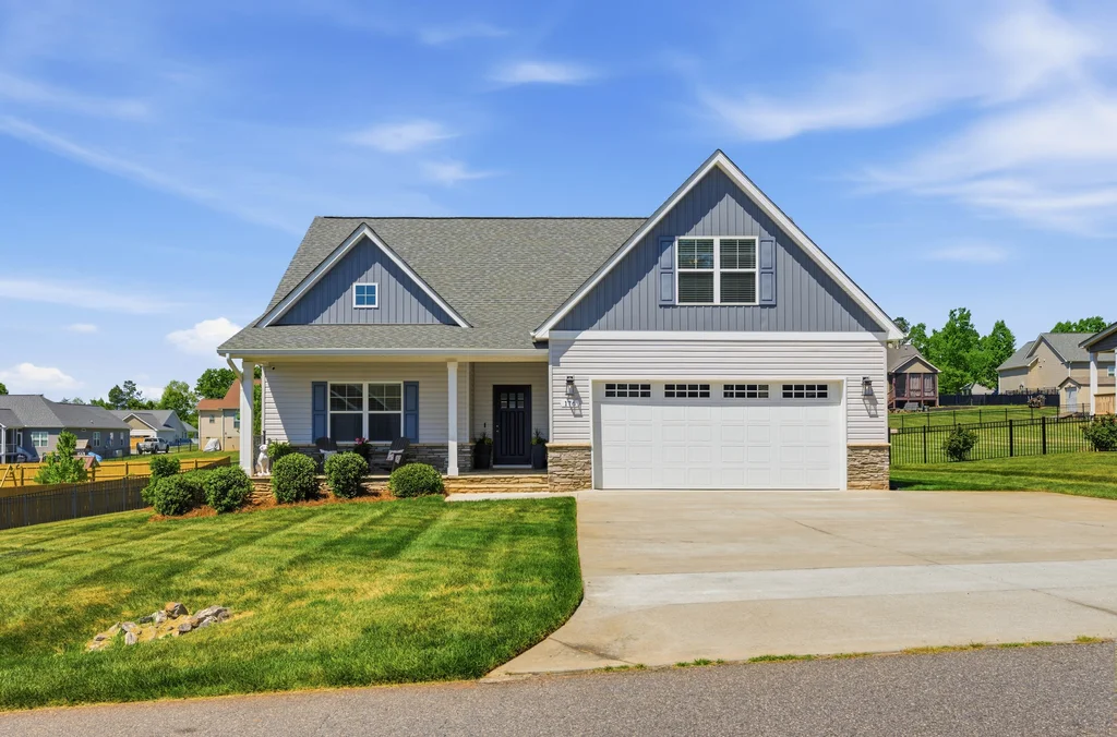 176StaffordShireDr_Ext_002