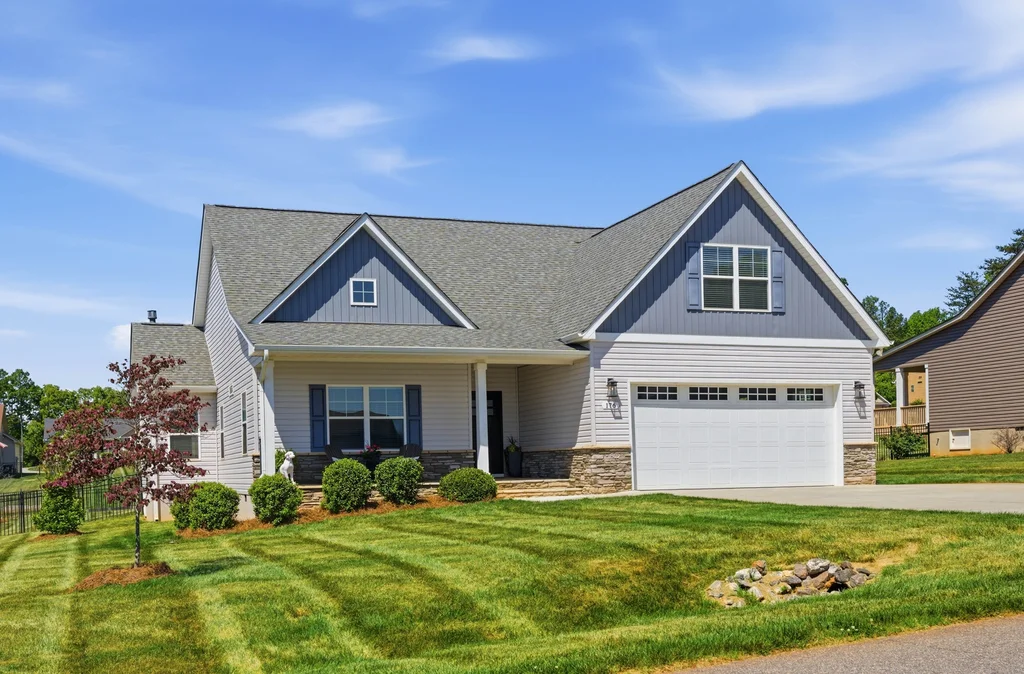 176StaffordShireDr_Ext_004