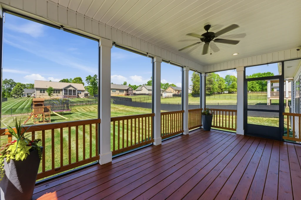 176StaffordShireDr_Ext_007