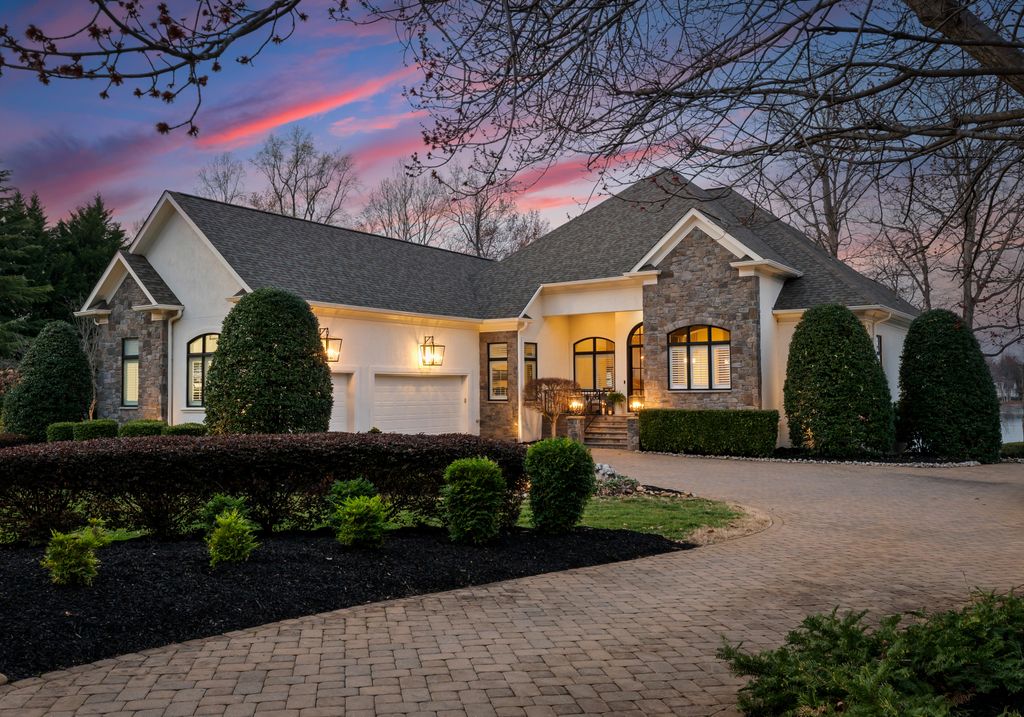 Shelburne Place_Twilight-06