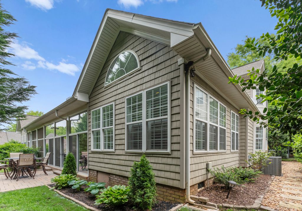  Cloverstone Cir_Ext-04