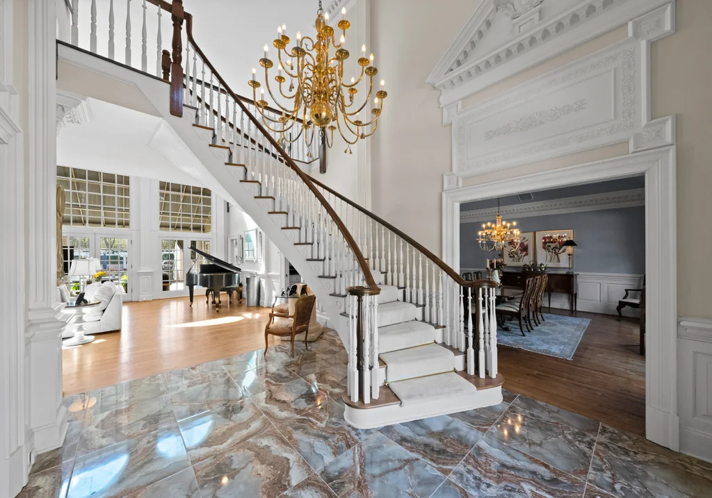 Winged Bourne_Int-04