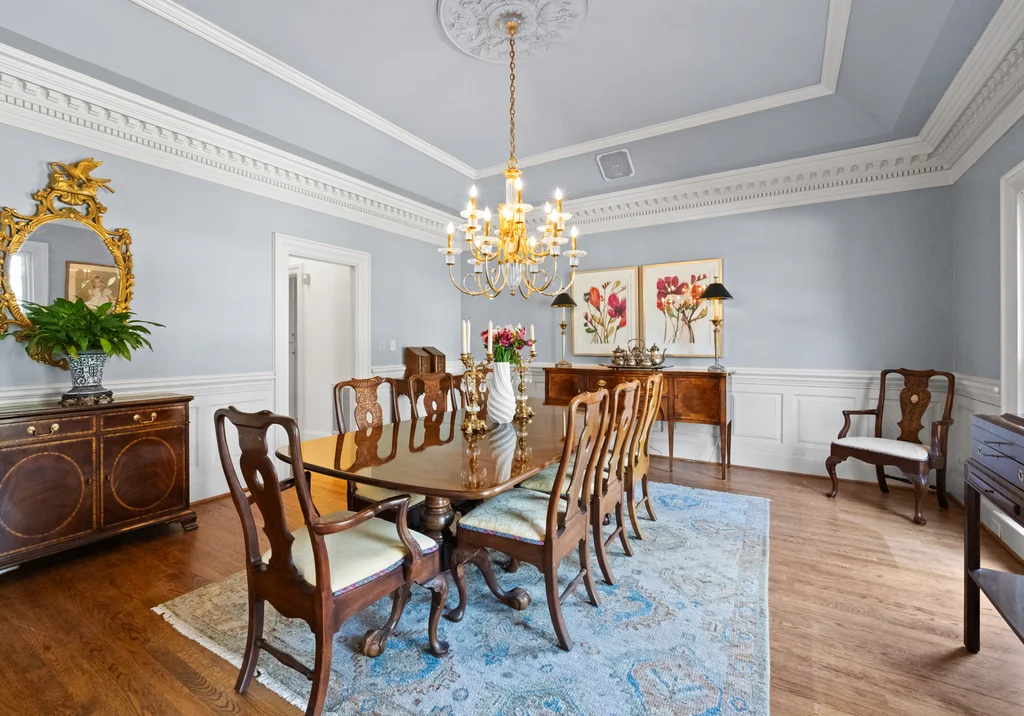 Winged Bourne_Int-06