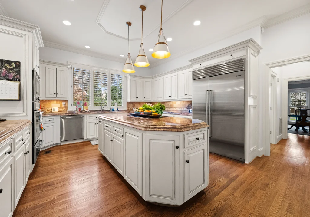 Winged Bourne_Int-11