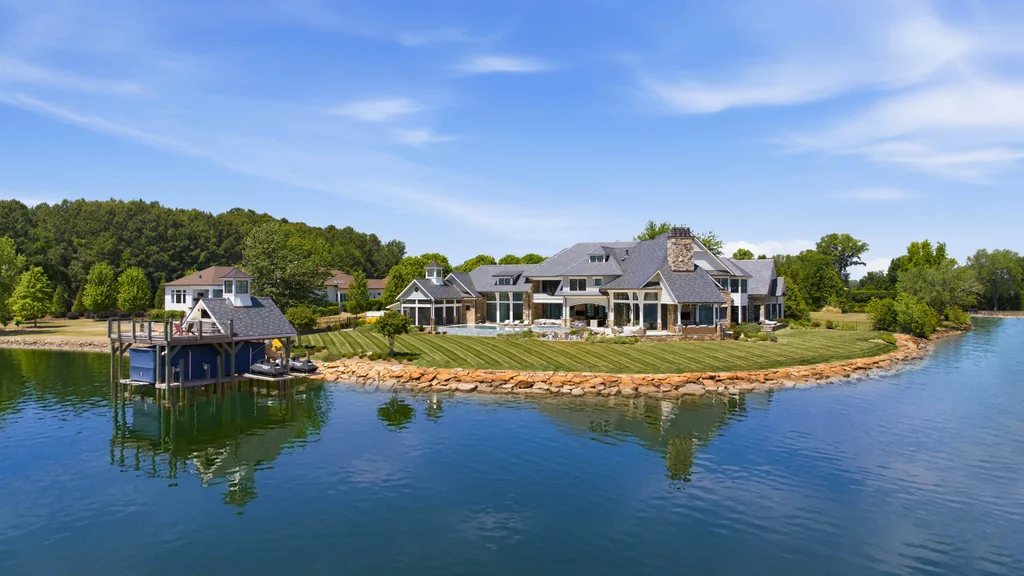 8515NormanEstatesDr_Drone_005