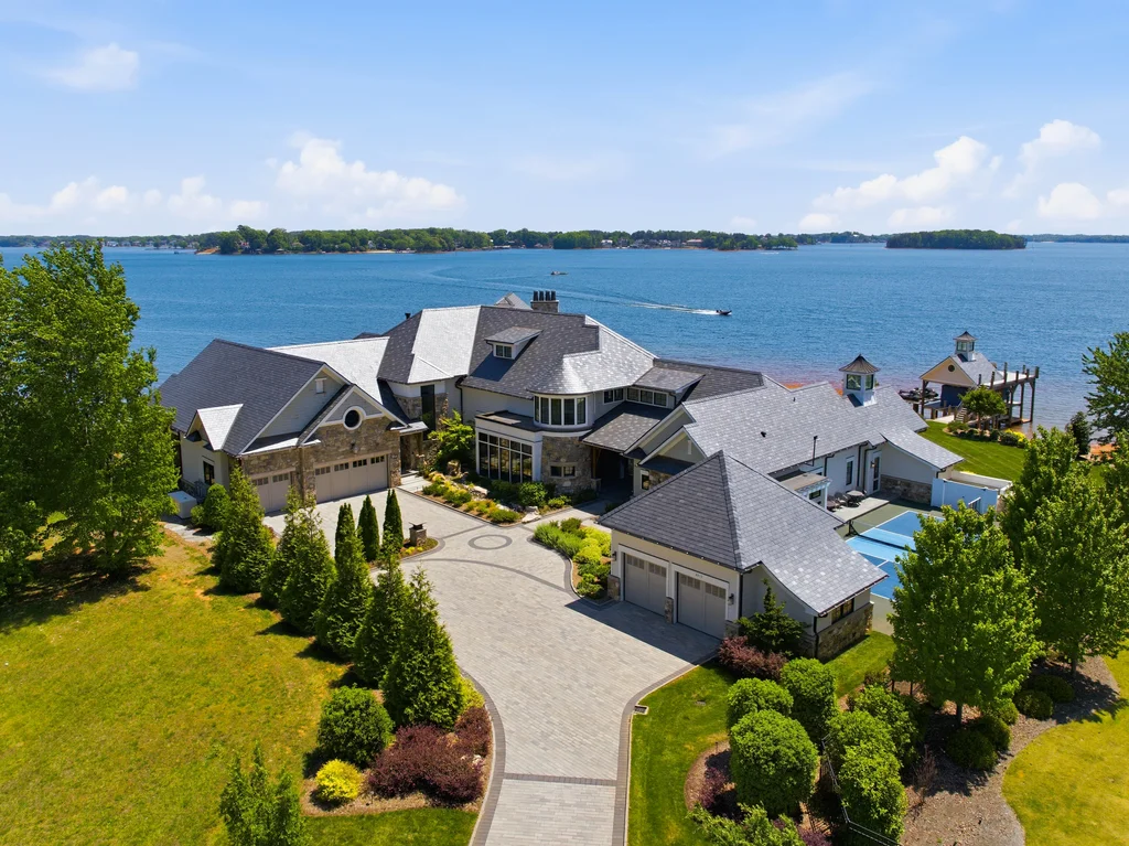 8515NormanEstatesDr_Drone_008