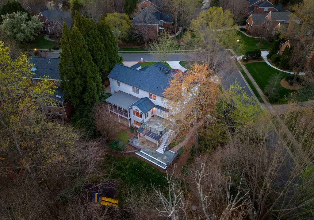 Riesman Ln_Drone Twilight-05