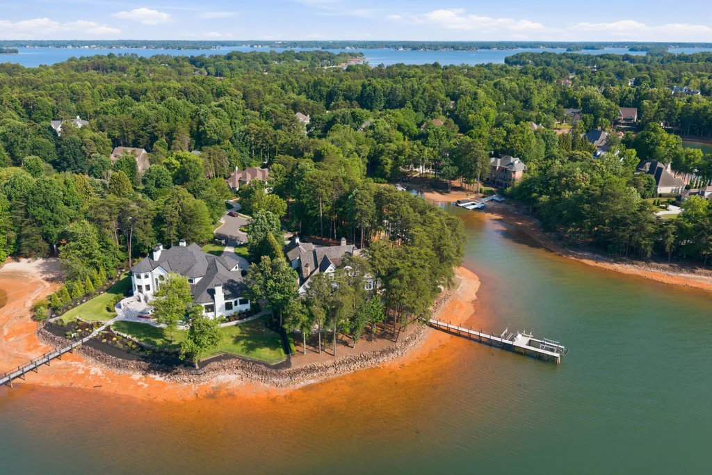 193Attleboro_Drone_008