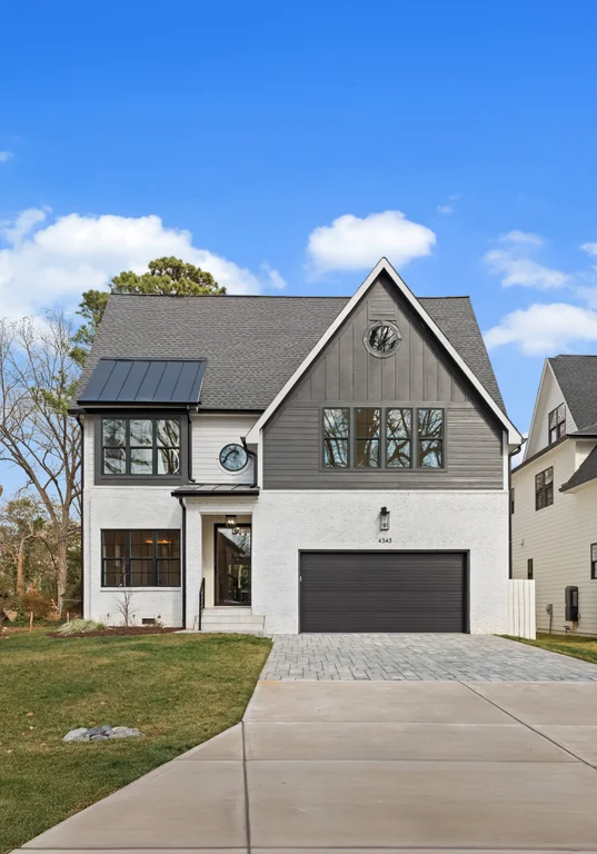 Castleton Rd_Ext-01 (vertical)