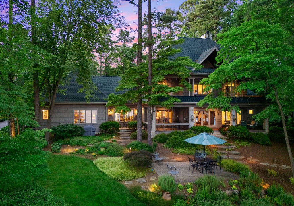 Iron Gate Circle_Drone Twilight-01