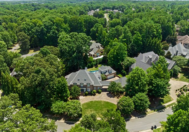 Kings Manor_ Drone-04