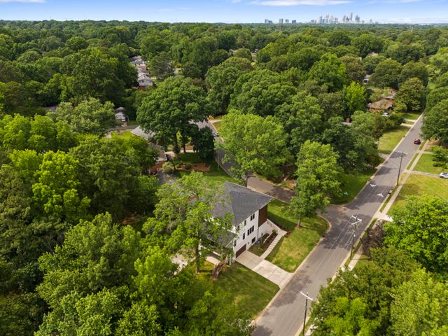 Farmbrook Dr_Drone-04