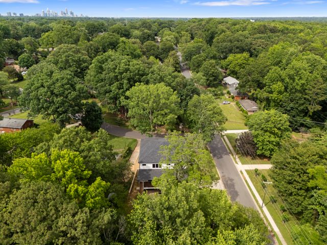 Farmbrook Dr_Drone-05