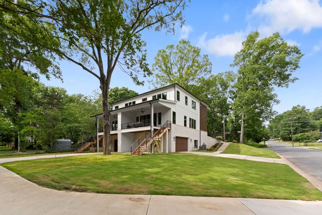 Farmbrook Dr_Ext-05