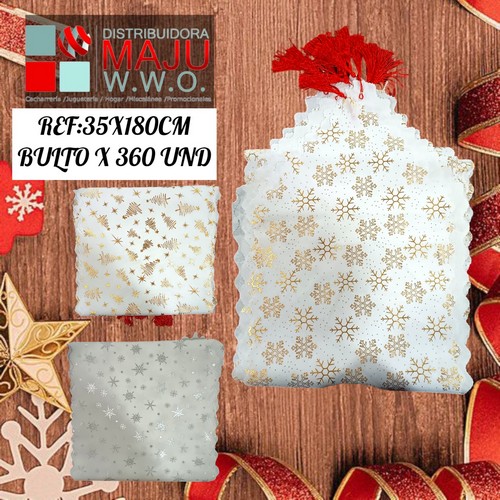Camino Navide?O Blanco Con Decoracion Roj