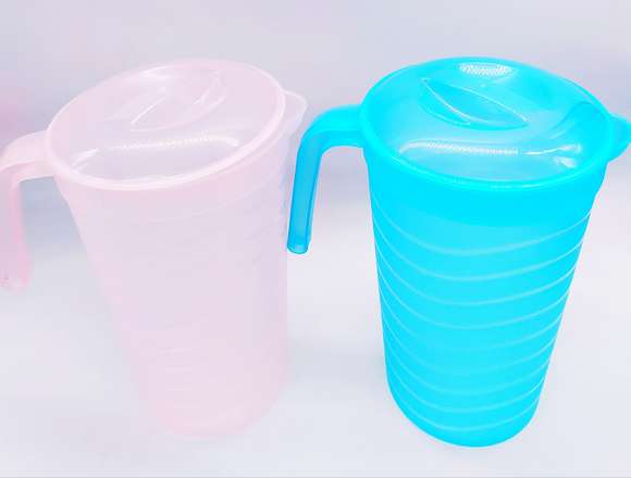 Jarra Plastica Con Tapa