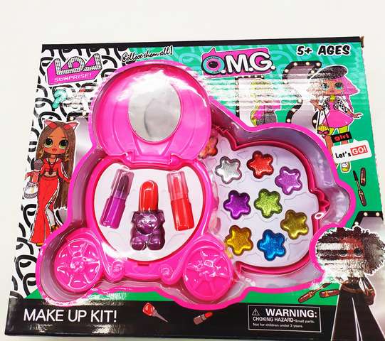 Set Maquillaje Para Niñas Forma Carruaje Con