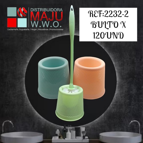 Cepillo Para Baño Con Mango En Plastico Col