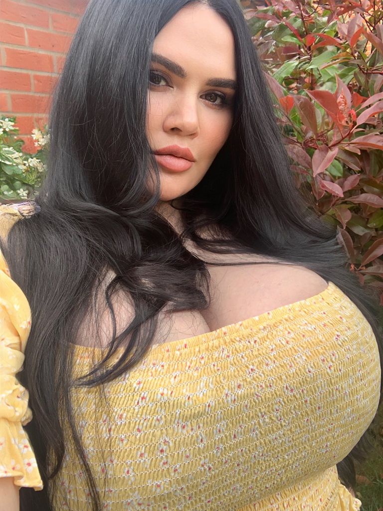 Lexy lu модель. Lexy lu. лекси лу. лекси лу (lexy lu)в бикини. лекси лу британская модель без лифана.