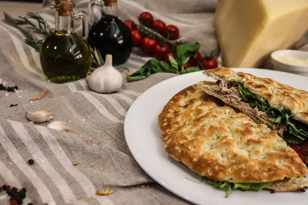 Focaccia ripiena