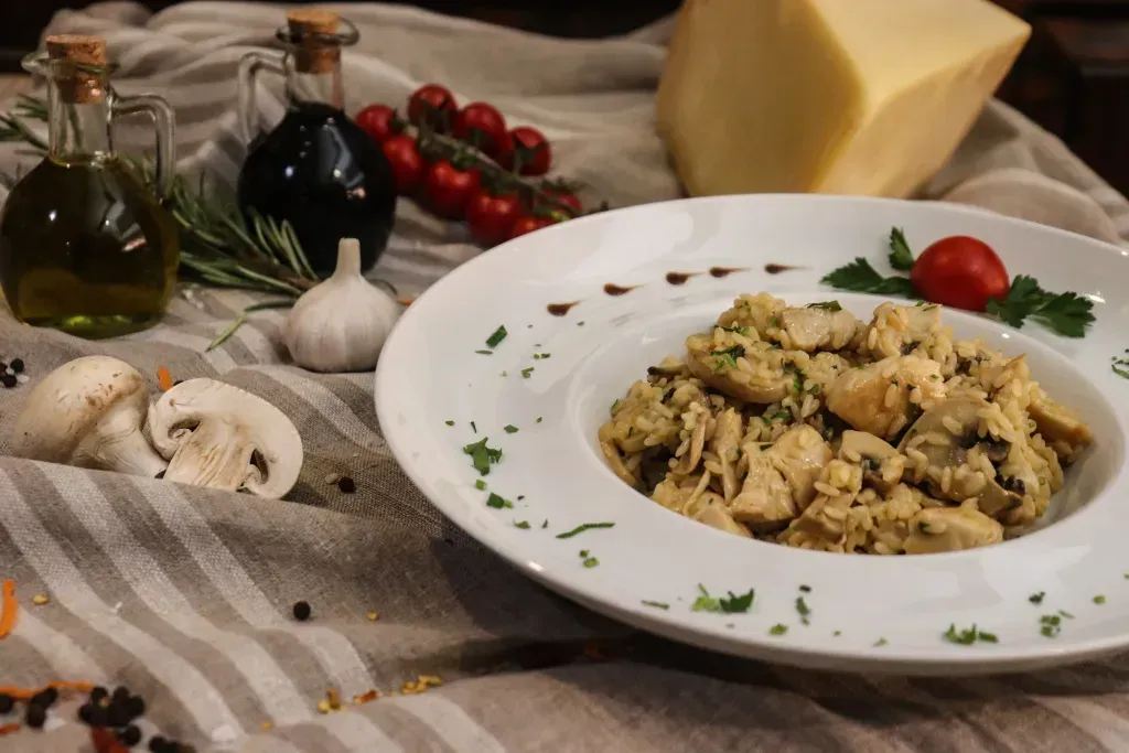Risotto pollo, gorgonzola e funghi