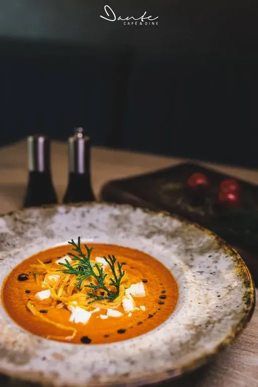 Supa crema de rosii cu branza feta