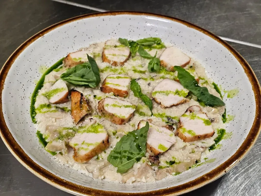 Risotto cu pui si ciuperci
