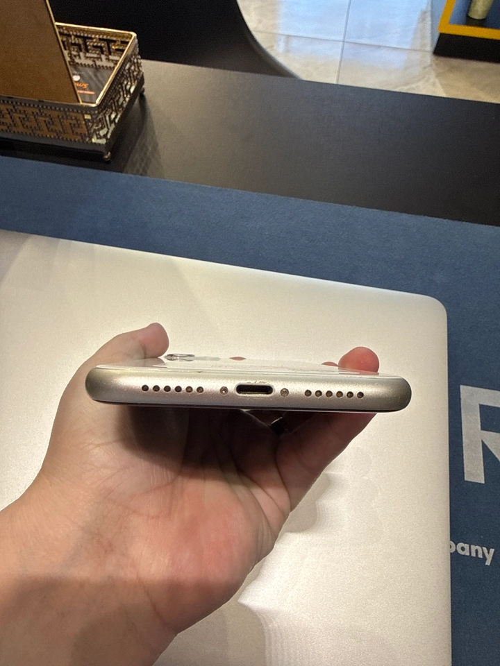 IPhone 11 128GB Branco - Bateria nova 📲
