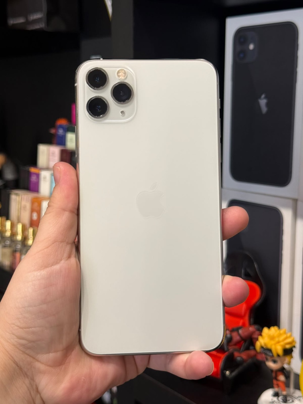 iPhone 11 Pro Max 256GB Silver - Bateria Trocada e Tela  📲