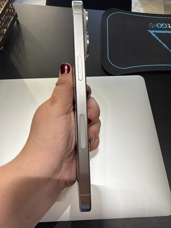 IPhone 15 Pro Max  - Todo Original 📱