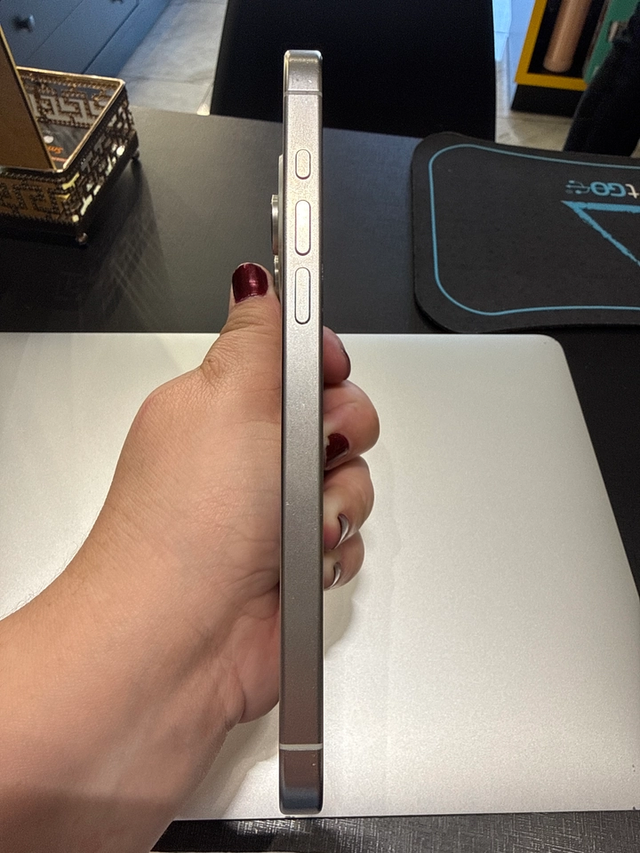 IPhone 15 Pro Max  - Todo Original 📱