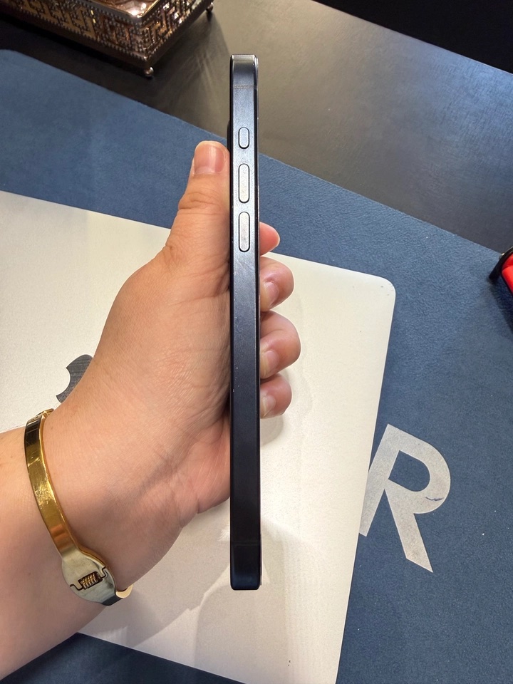 IPhone 15 Pro Max  - Todo Original 📱