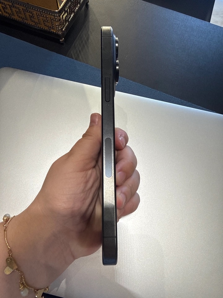IPhone 15 Pro Max  - Todo Original 📱