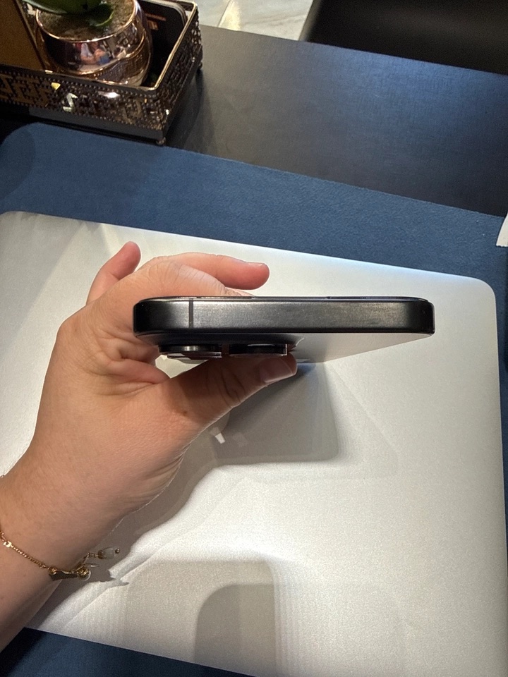 IPhone 15 Pro Max  - Todo Original 📱