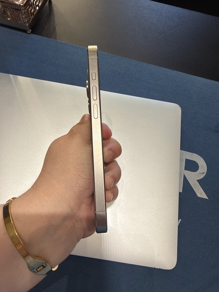 IPhone 15 Pro - Todo Original 📱