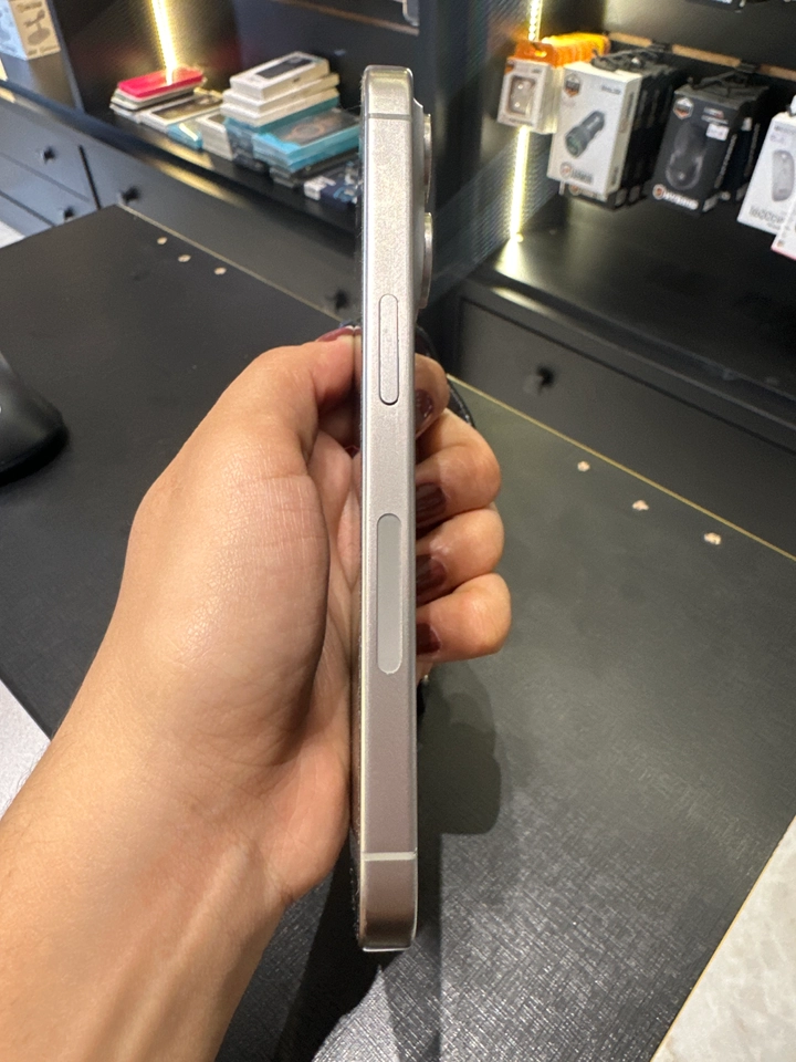 IPhone 15 Pro- Todo Original 📱