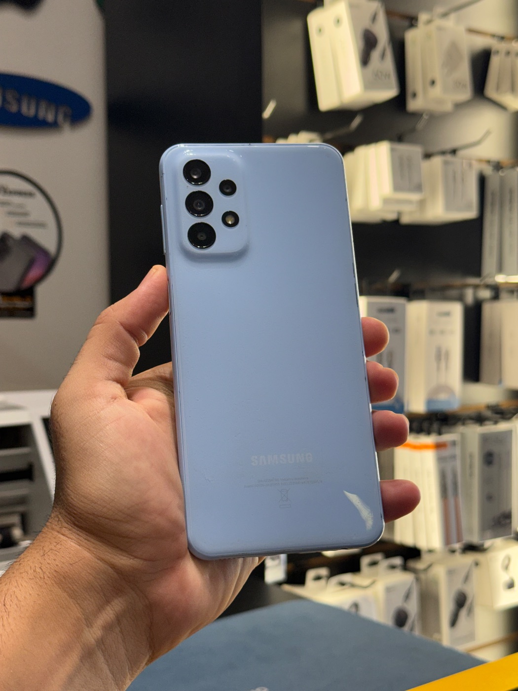 Samsung A23