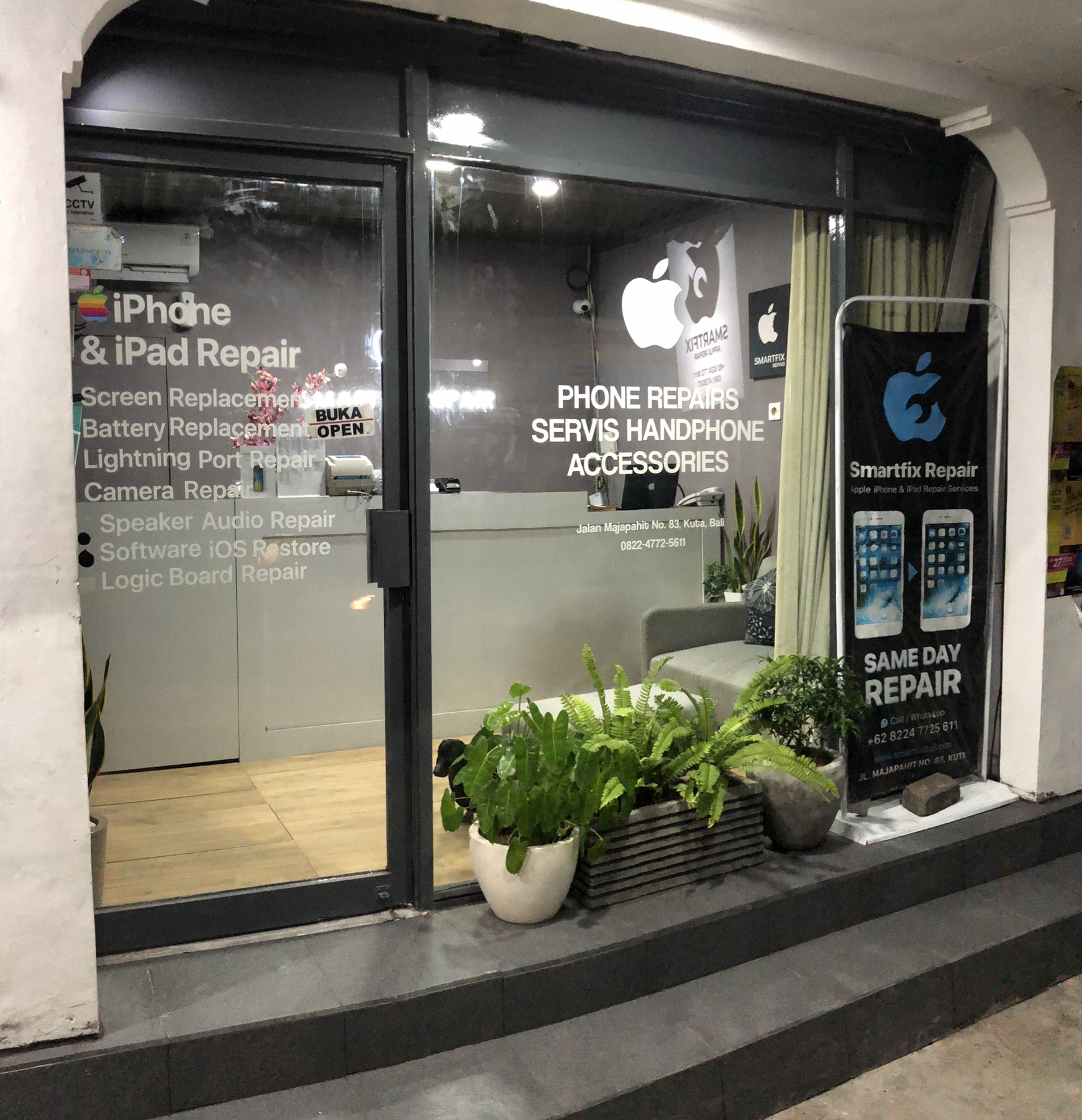 Smartfix Repair Shop Front