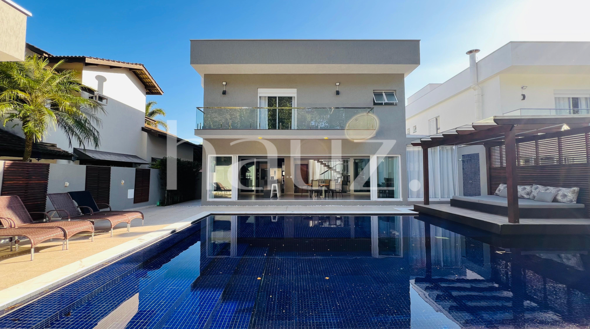 CASA PARA LOCAÇÃO ANUAL, COM 5 SUÍTES, 450M2, NA RIVIERA DE SÃO LOURENÇO/ BERTIOGA – SP - Imagem 2