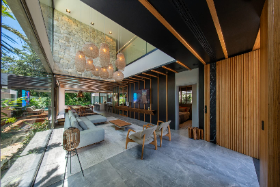 Casa de Luxo com 5 Quartos e 6 Banheiros à Venda na Riviera de São Lourenço, Bertioga