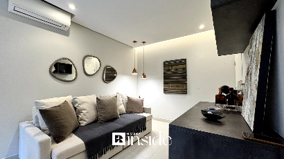 APARTAMENTO FINAMENTE DECORADO, COM 2 DORMITÓRIOS, À VENDA, NA RIVIERA - SP.